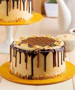 Snickers Cake - Medium